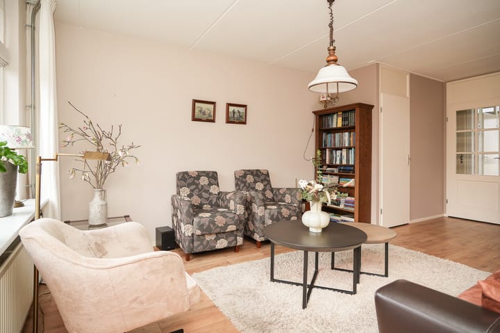 Photo 4 of Seringenstraat 21