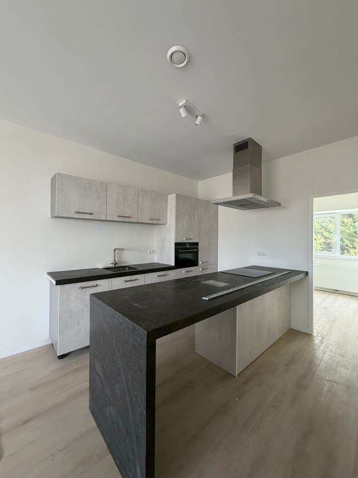 Foto 2 van Van Musschenbroekstraat 153-A