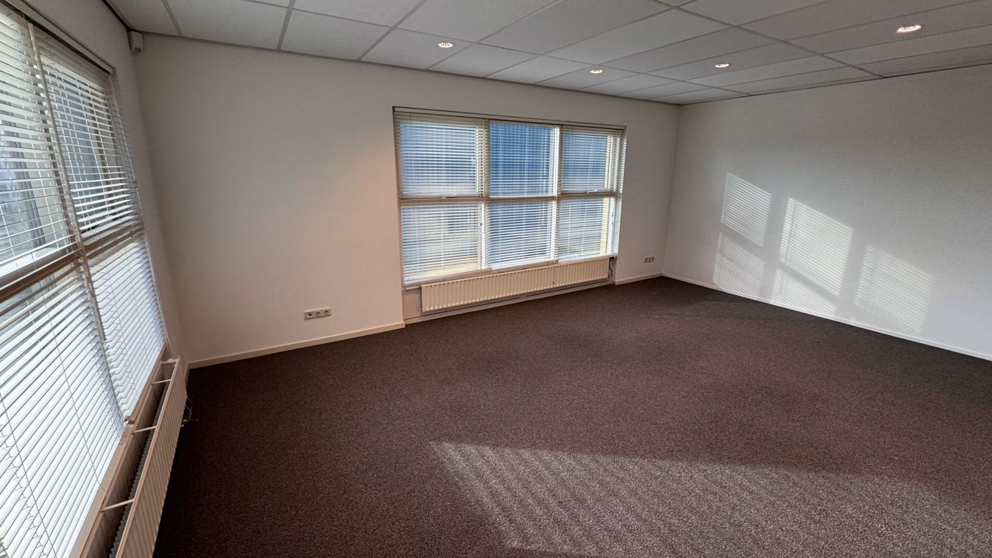 Bekijk foto 5 van Spegelt 38