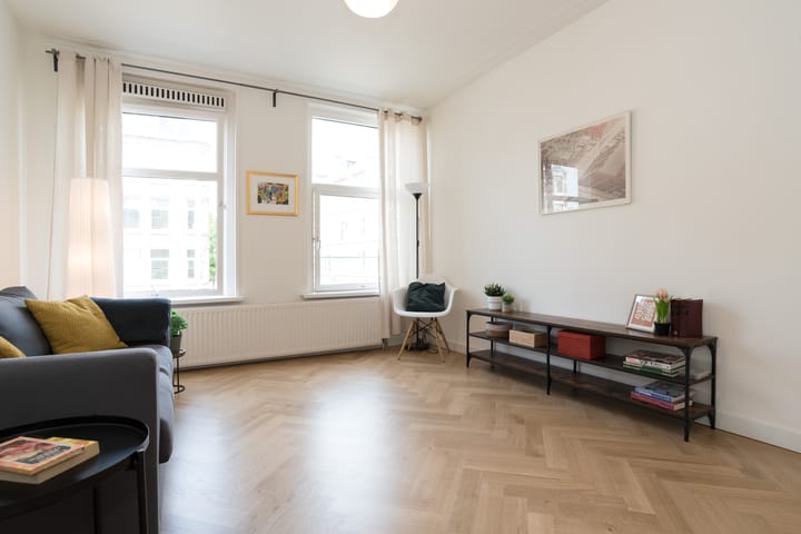 Photo 3 of Linnaeusstraat 243-1