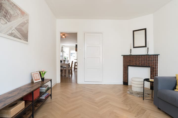 Photo 5 of Linnaeusstraat 243-1