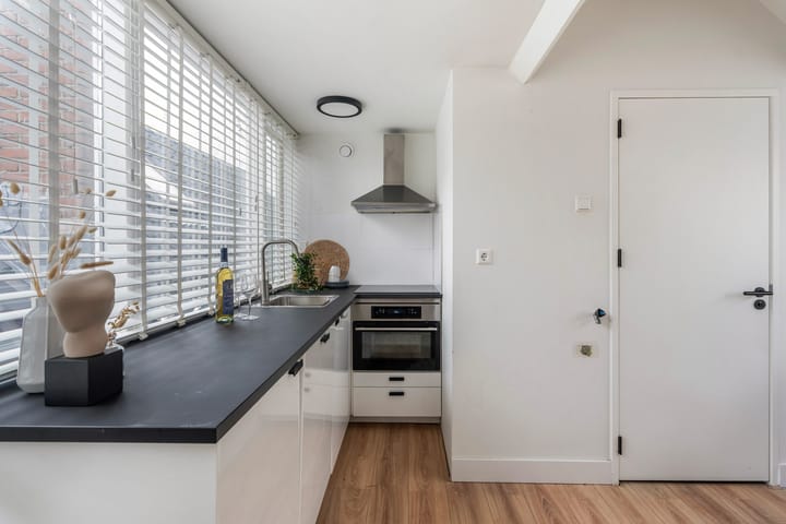 Foto 9 van 1e Pijnackerstraat 96-F