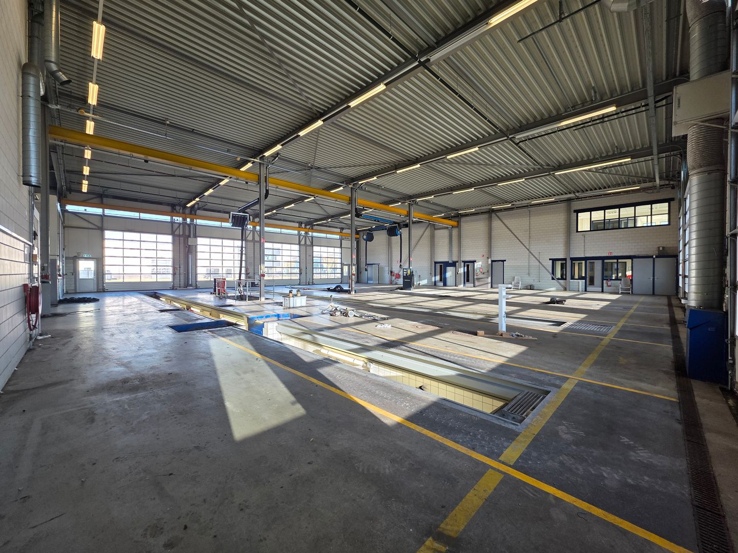 Bekijk foto 2 van Tulpenmarkt 5