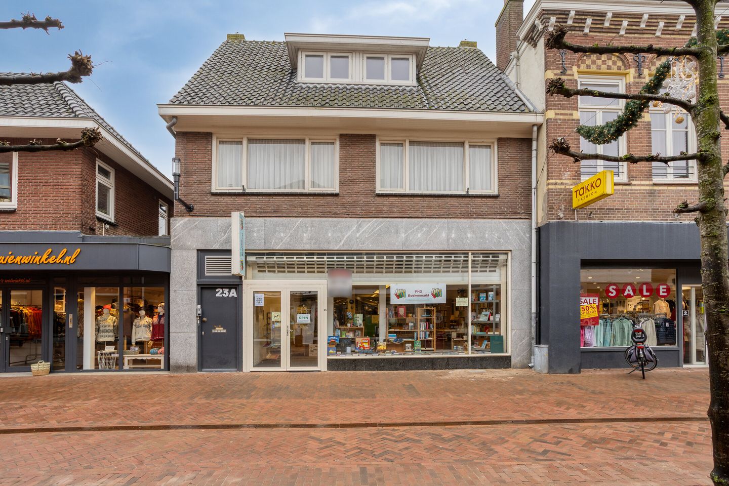 Bekijk foto 1 van Dorpsstraat 23