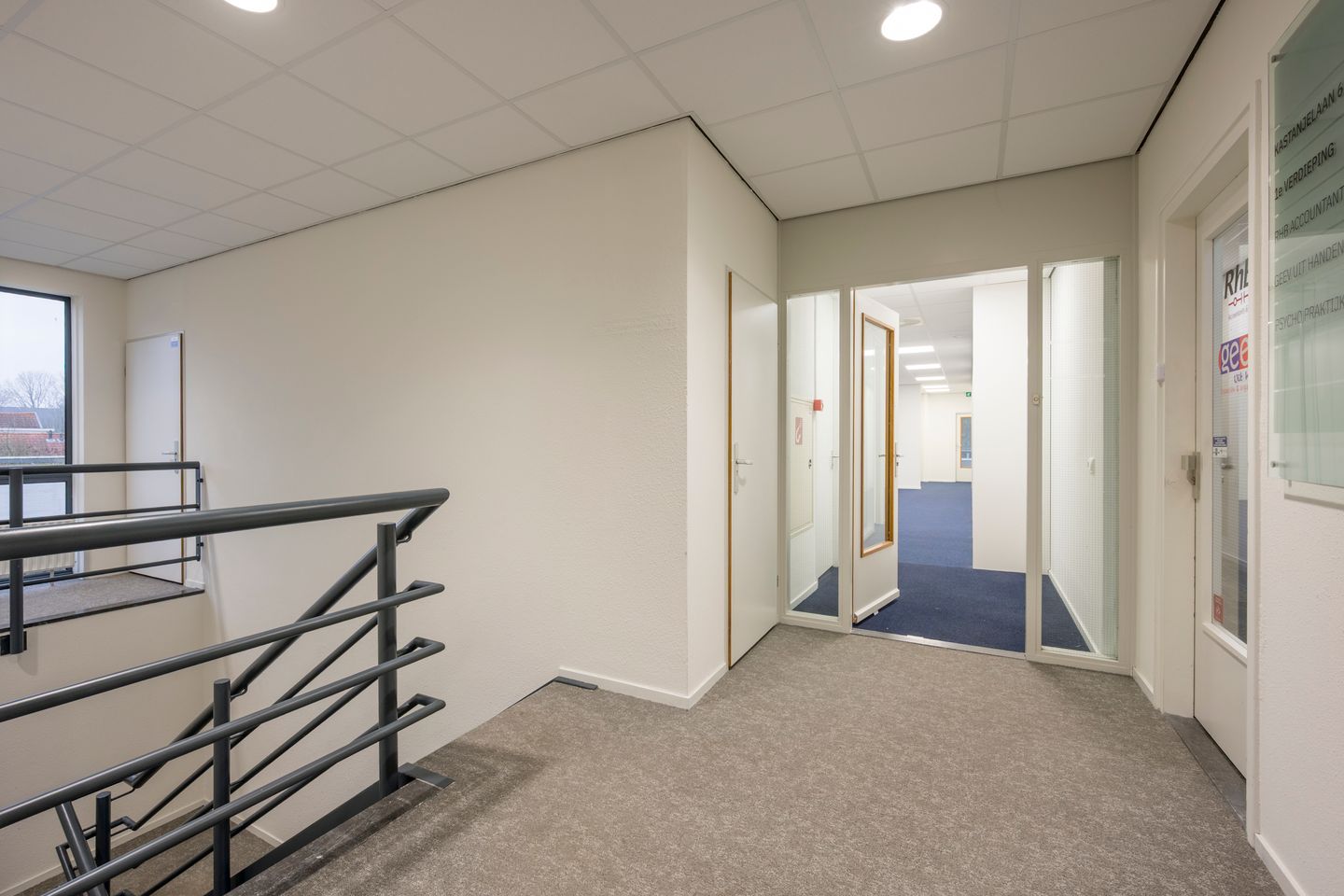 Bekijk foto 4 van Kastanjelaan 6