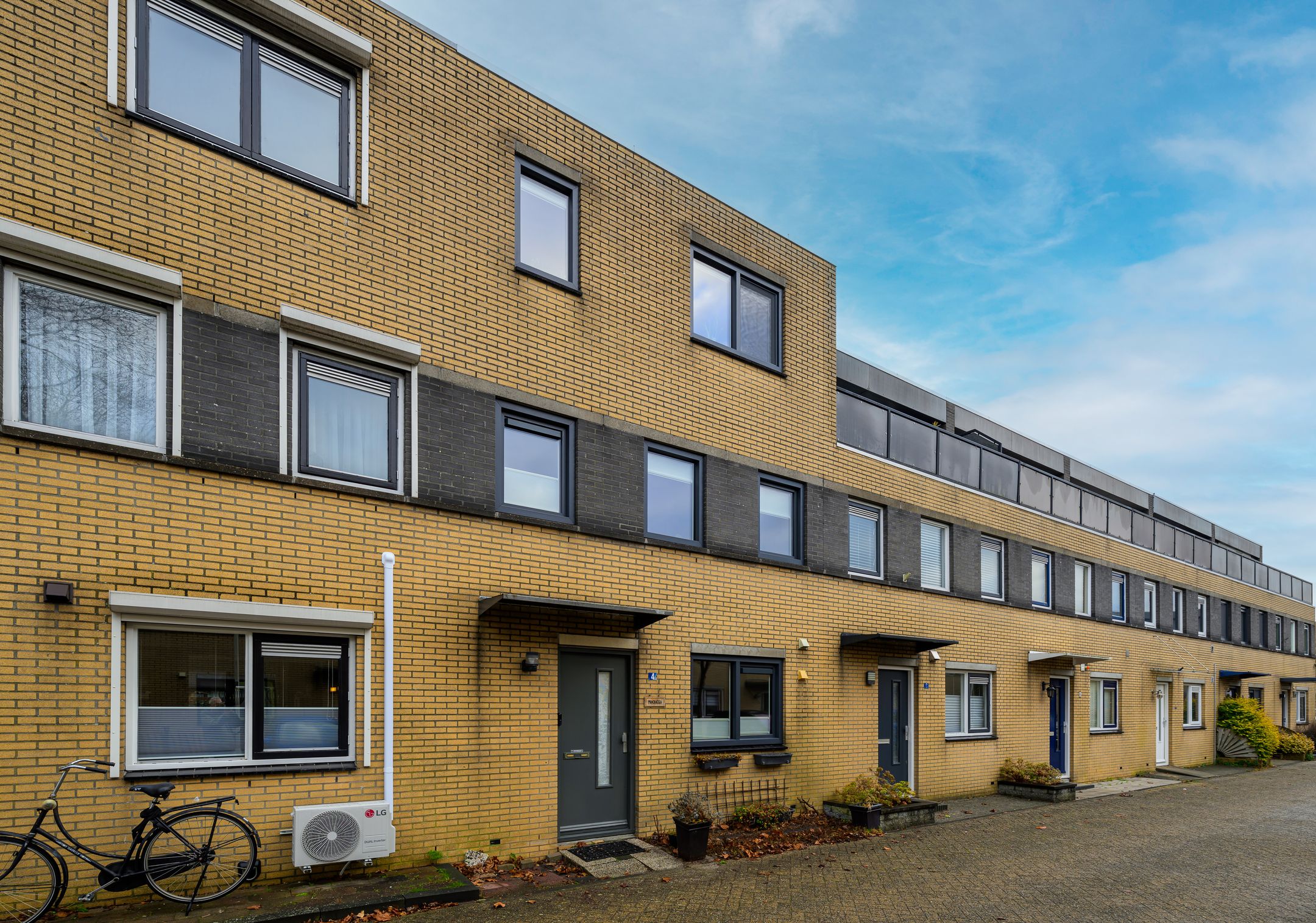 Foto 6 van Oriëntblauw 4