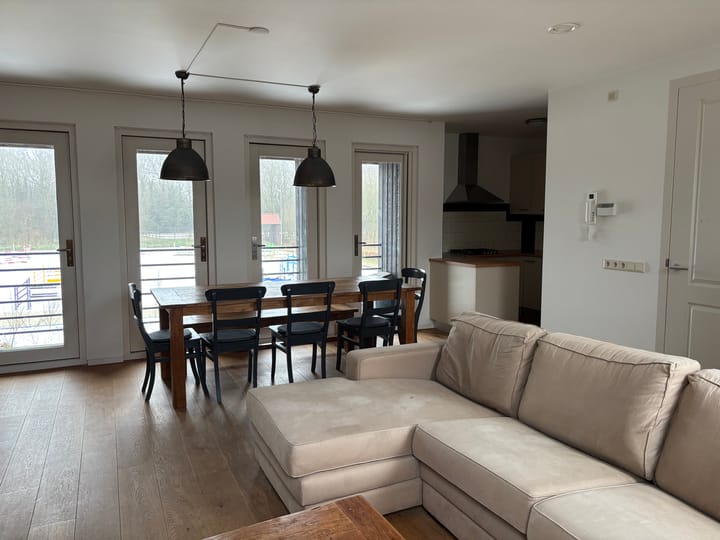 Foto 9 van Schoonloërstraat 62