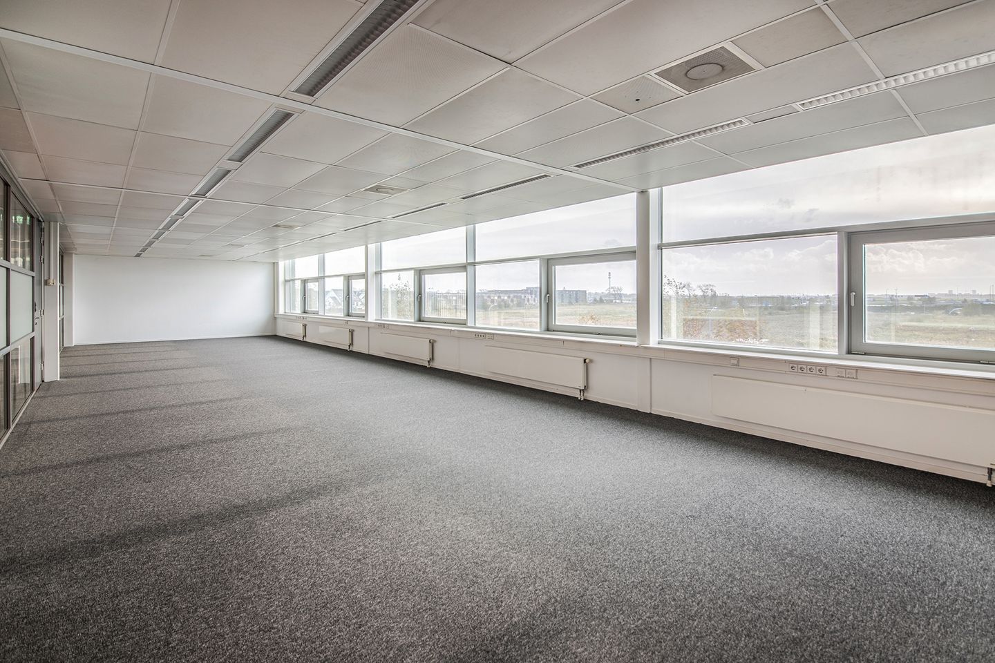 View photo 1 of Tokyostraat