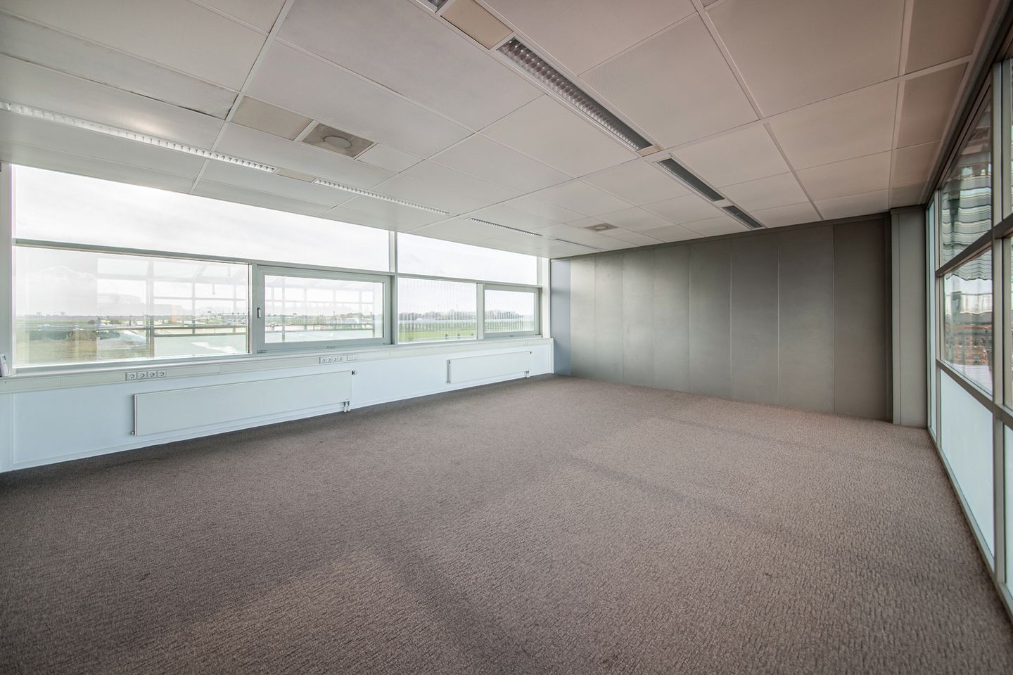 View photo 3 of Tokyostraat