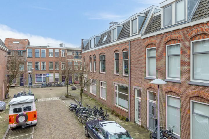 Abraham Bloemaertstraat 23 B