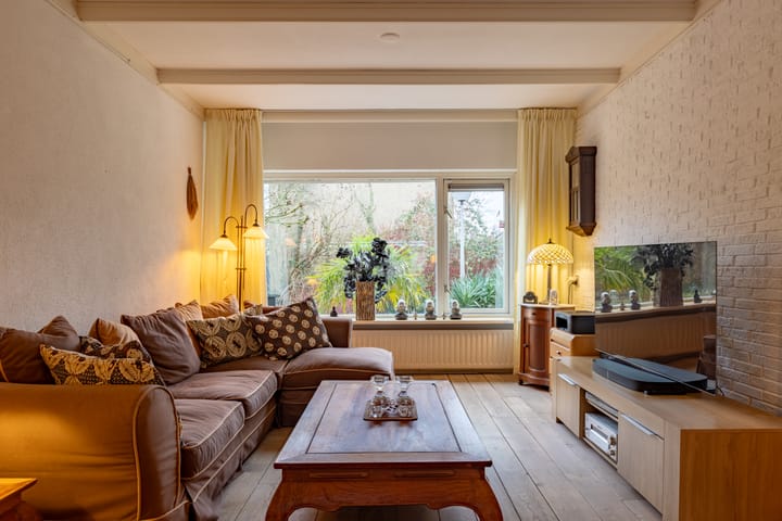 Foto 2 van Achthuizenplantsoen 2