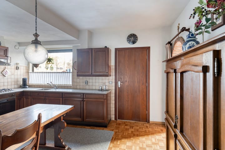 Foto 15 van Montestraat 23