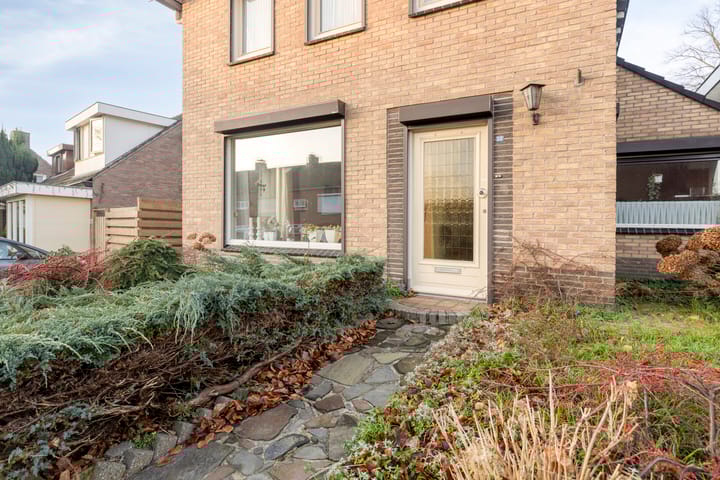 Foto 2 van Montestraat 23