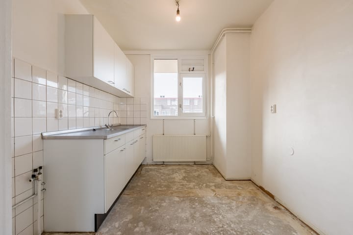 Photo 4 of Renswoudestraat 23