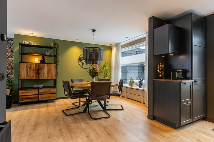 Photo 9 of Rijssensestraat 102