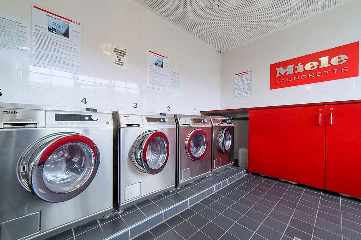 Photo 19 of Bos en Lommerplantsoen 81-N