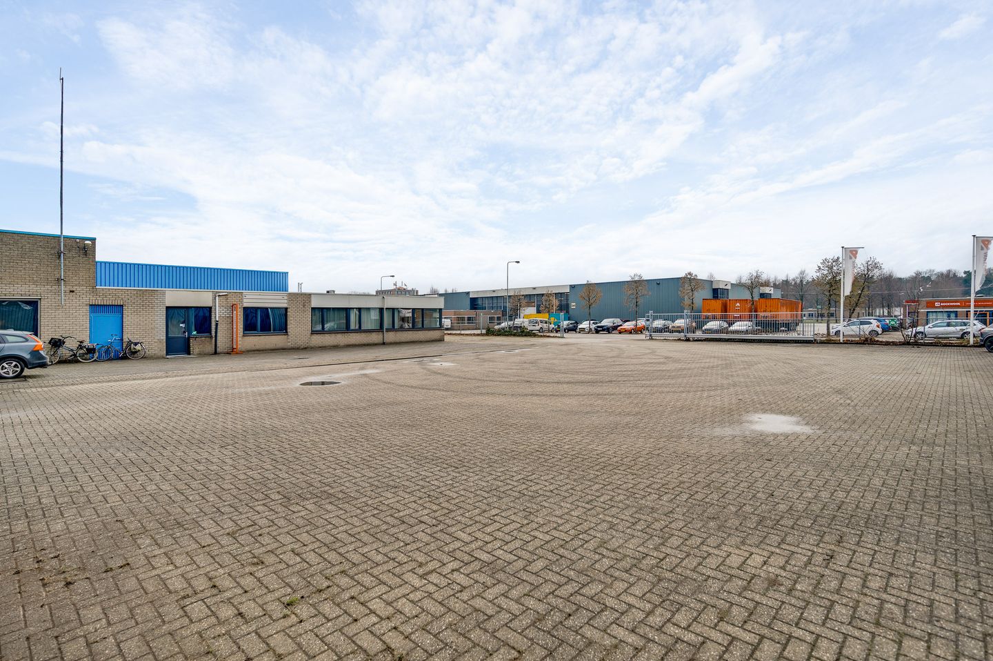 Bekijk foto 3 van Konstruktieweg 7