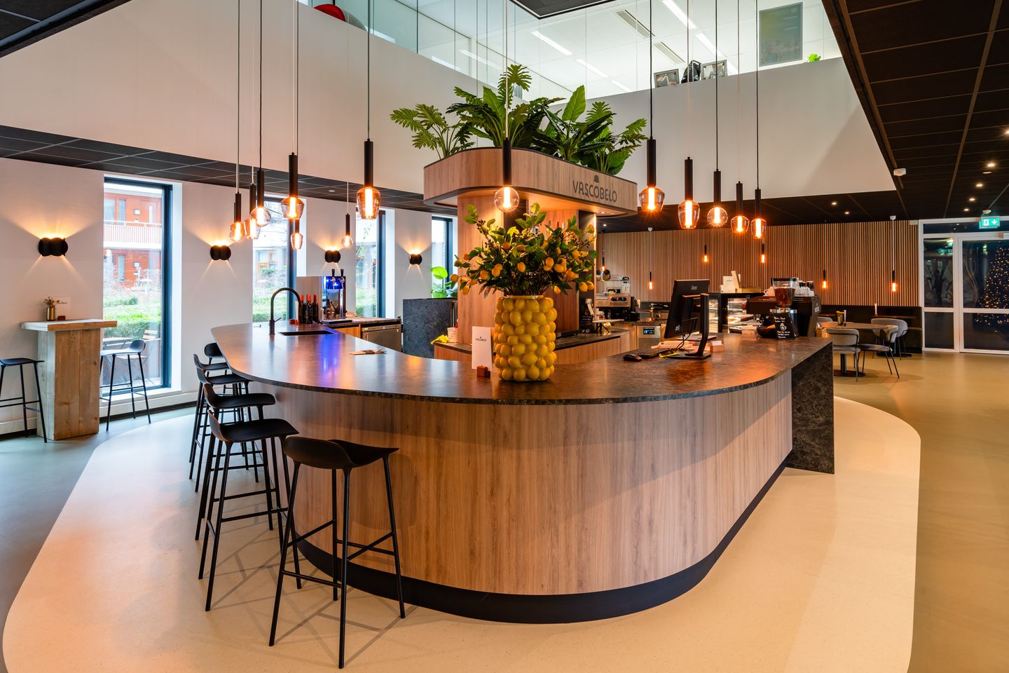 View photo 2 of Magistratenlaan 138