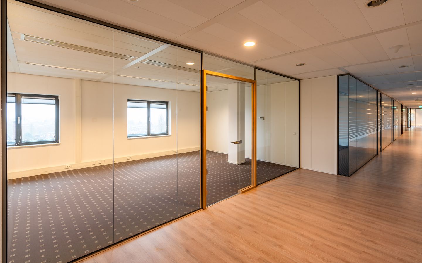 View photo 5 of Magistratenlaan 138