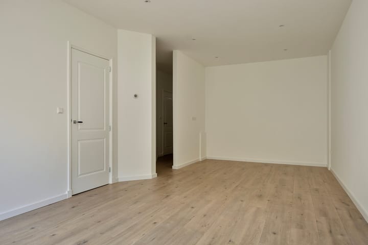 Foto 2 van Schieweg 210-A