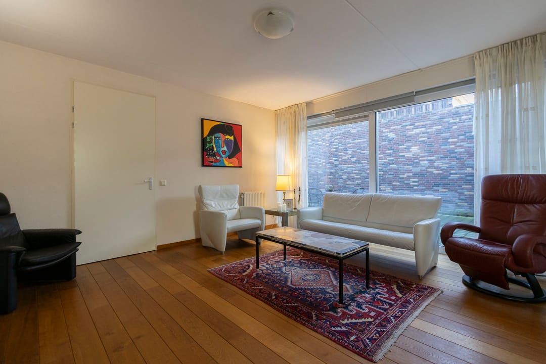 Photo 13 of Reinenstraat 2