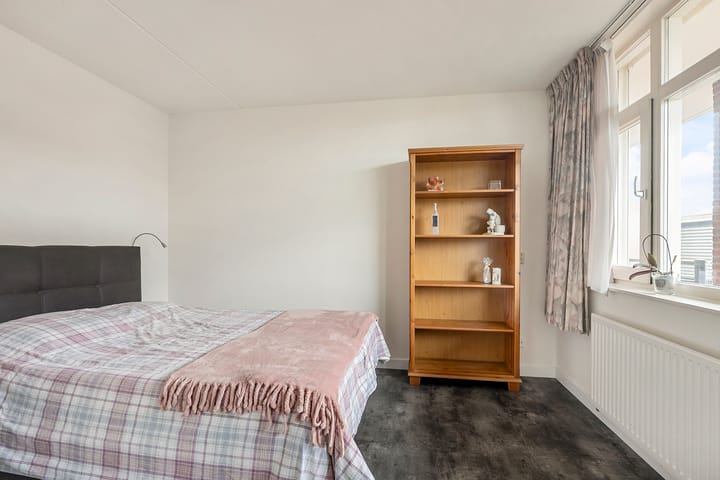 Foto 10 van Bloemstraat 37