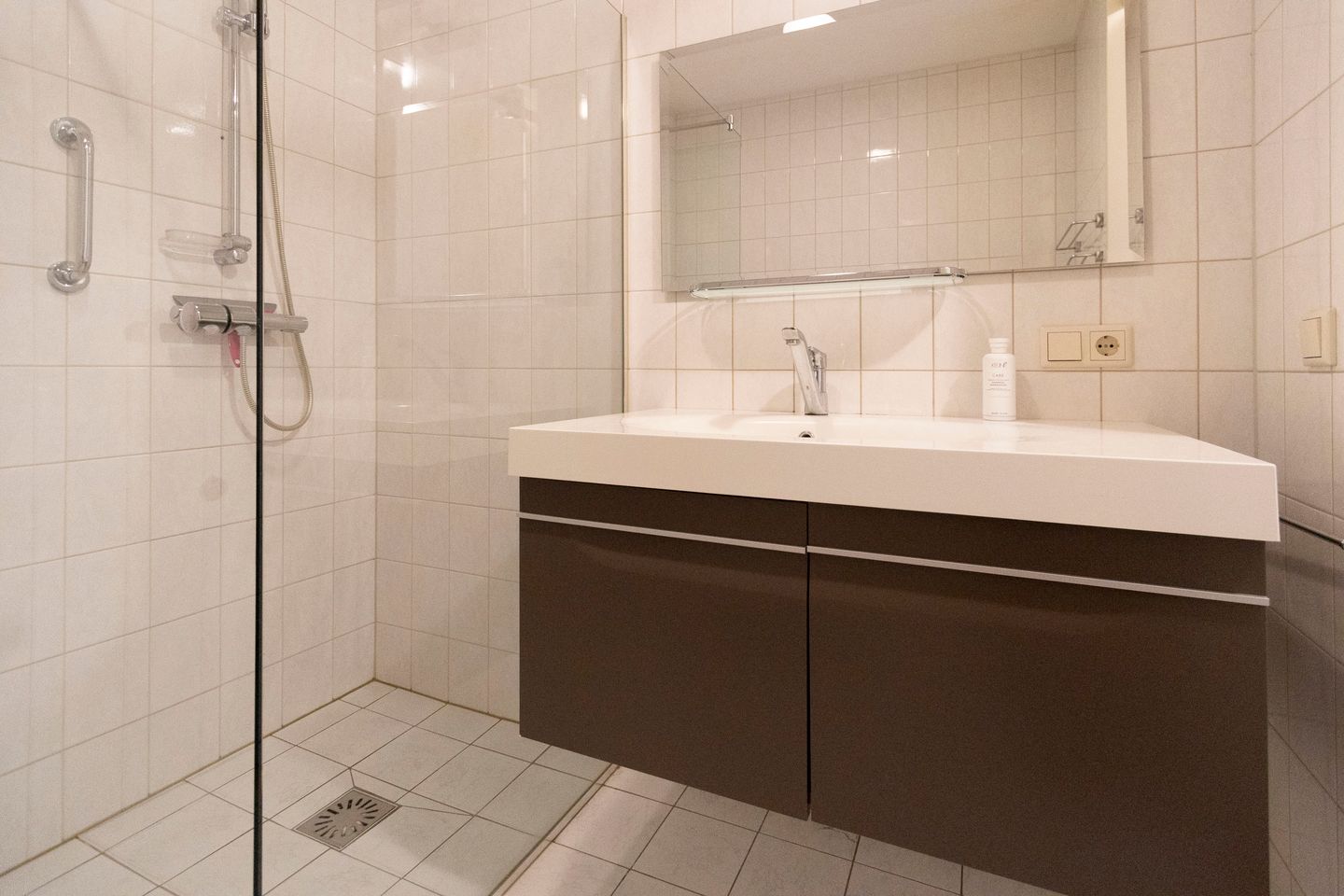 Photo 19 of Reinenstraat 2