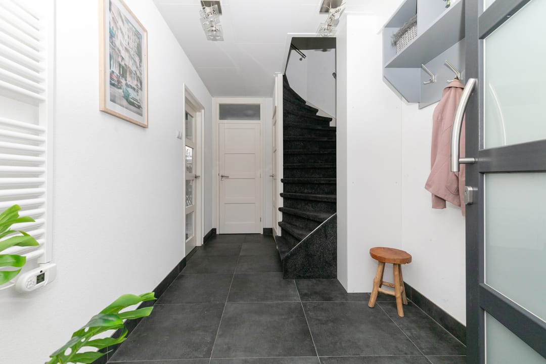 Photo 8 of Molstraat 25