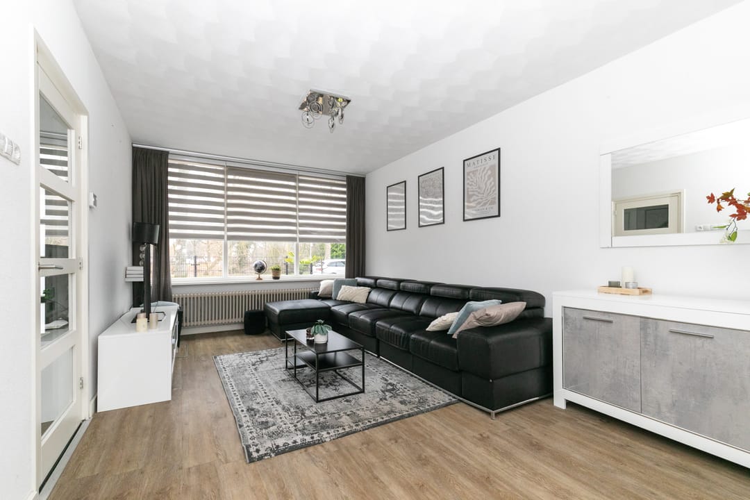 Photo 13 of Molstraat 25