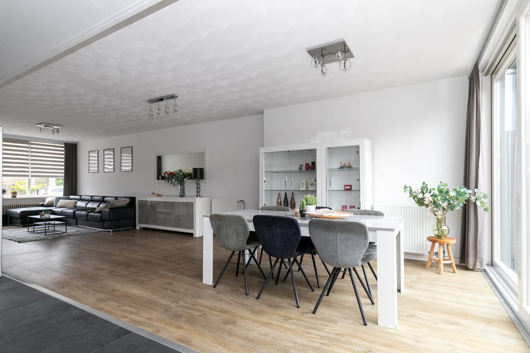 Photo 17 of Molstraat 25