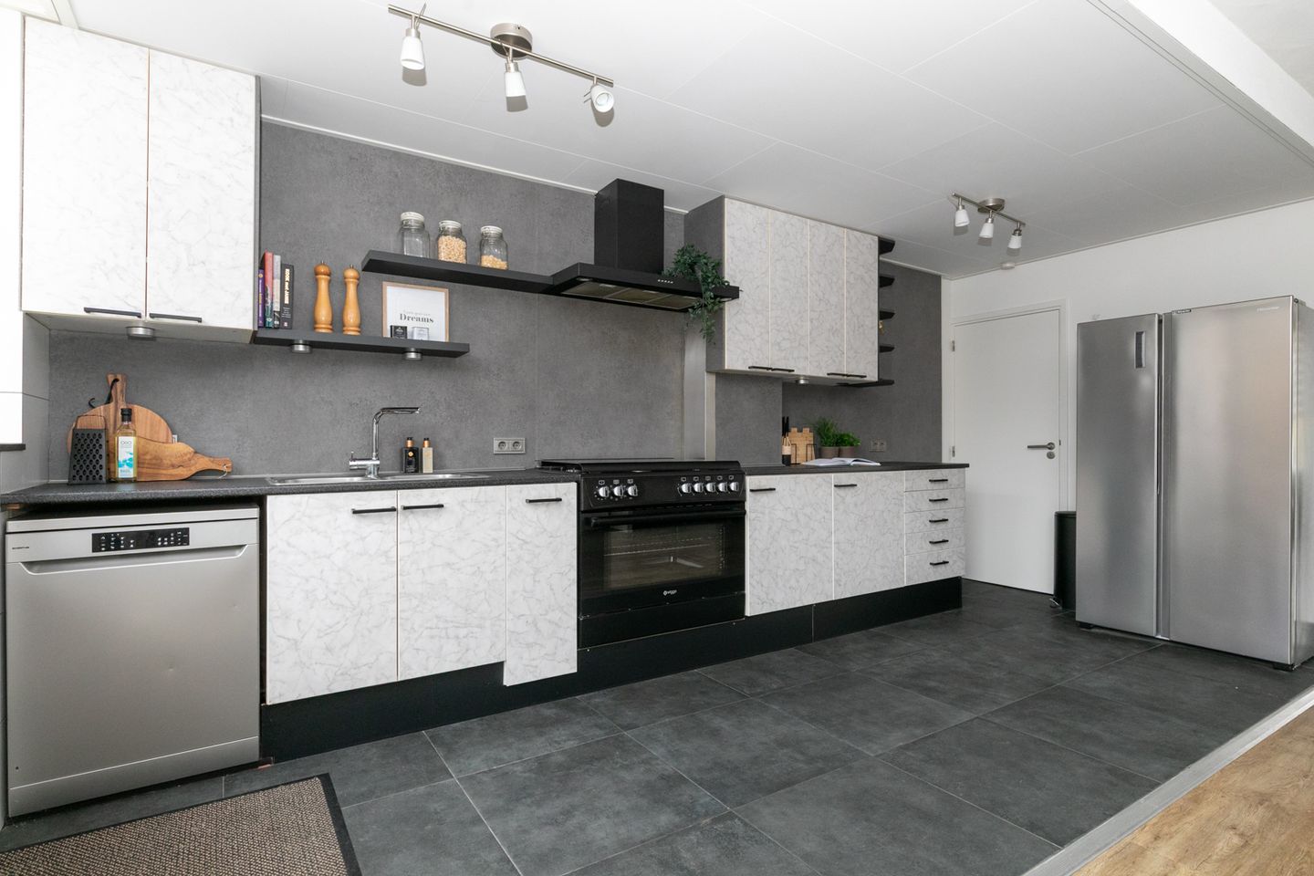 Photo 25 of Molstraat 25