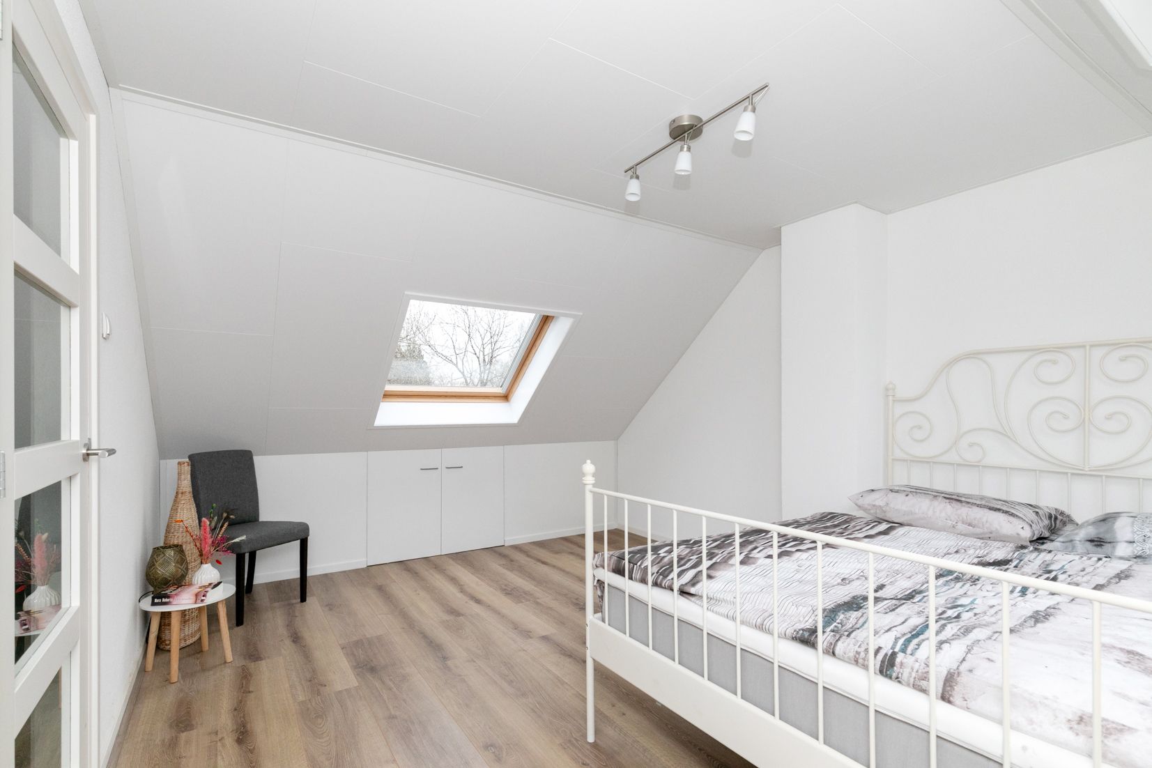 Photo 42 of Molstraat 25