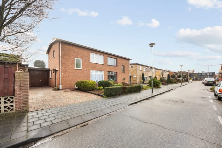 Foto 6 van Reinoud van Gelderstraat 16