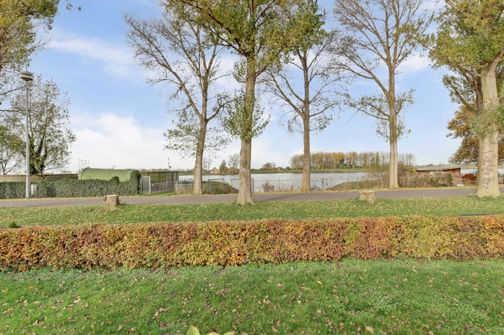 Photo 2 of Rijksstraatweg 186-613