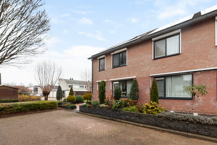 Foto 4 van Van Asperenstraat 27