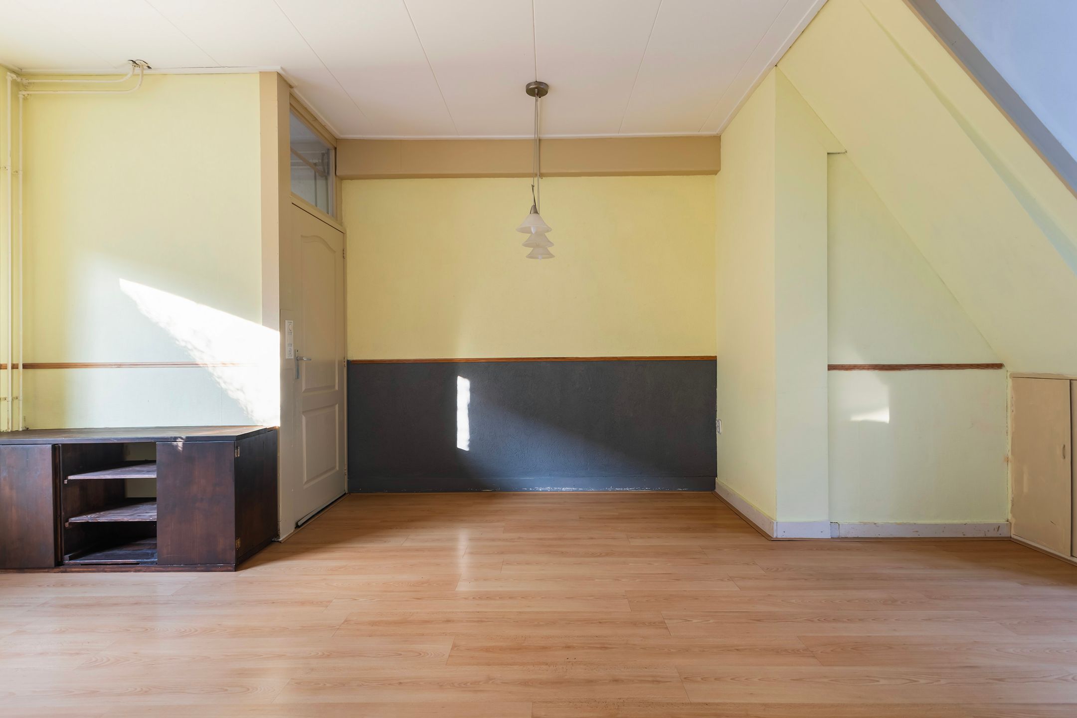 Photo 12 of Noteboomstraat 11