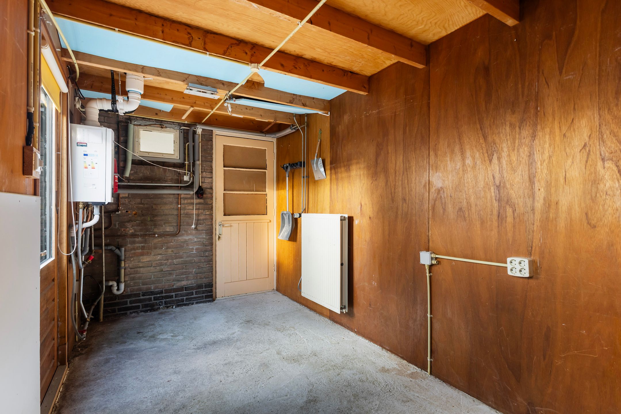 Photo 21 of Noteboomstraat 11