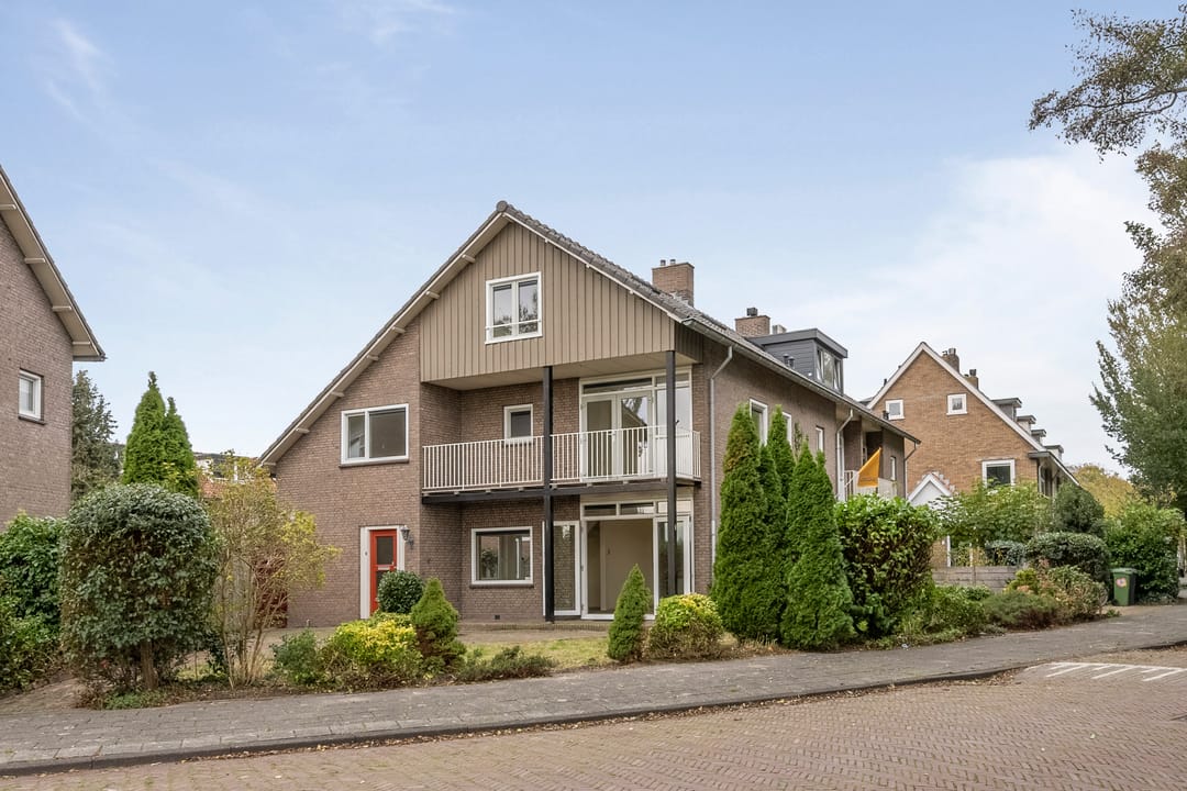 Photo 8 of Dr. Schaepmanlaan 71