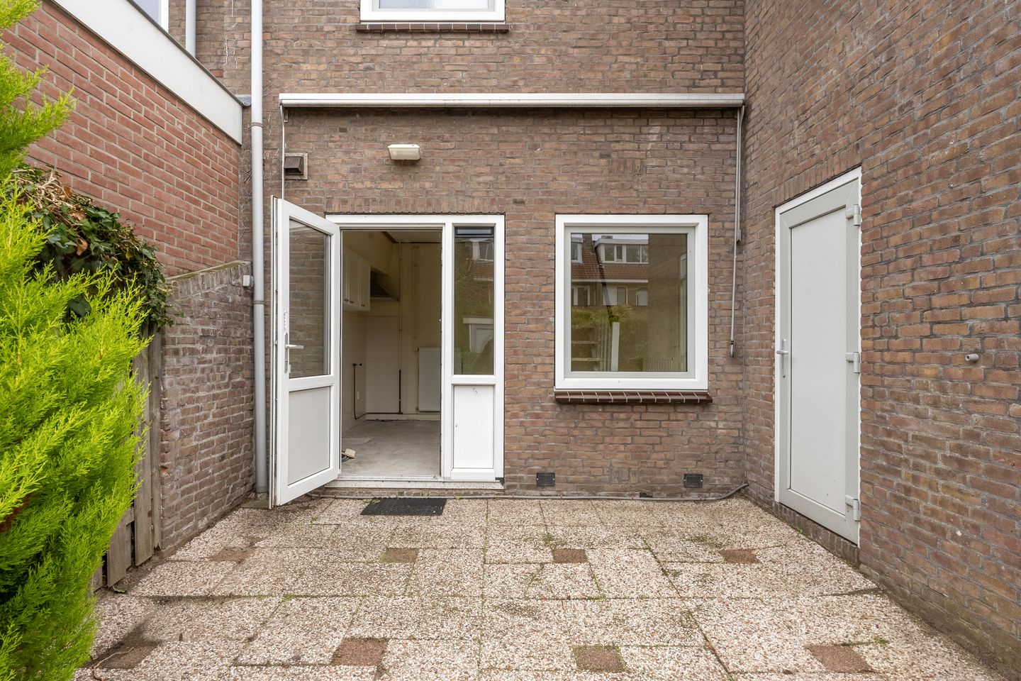 Photo 29 of Dr. Schaepmanlaan 71