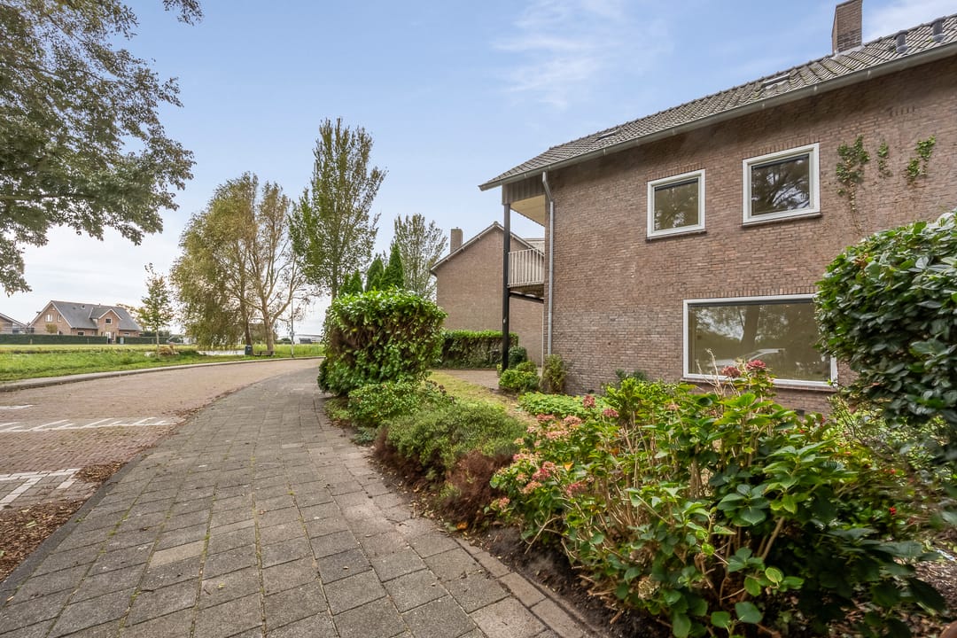 Photo 56 of Dr. Schaepmanlaan 71