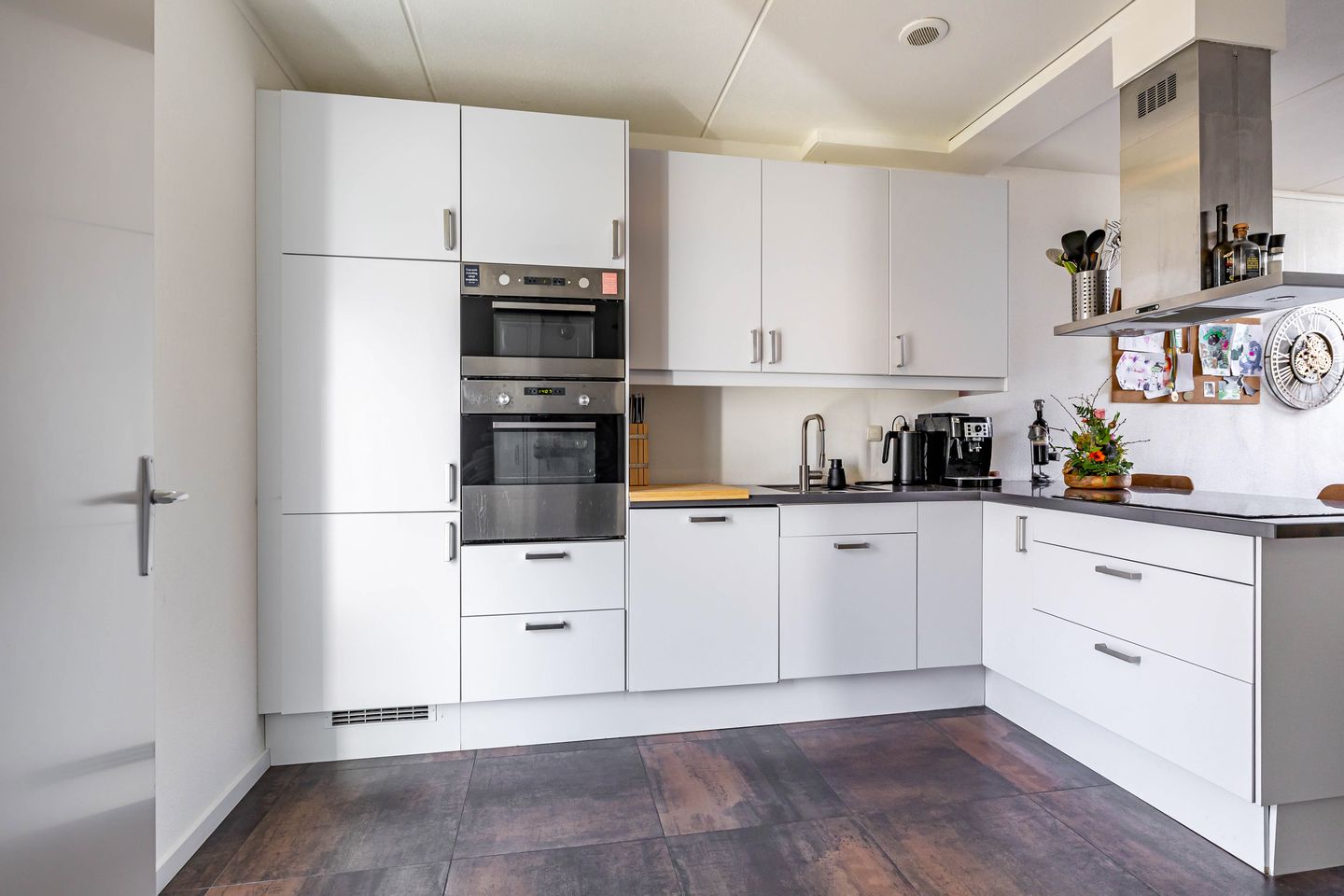 Foto 19 van Bonairestraat 14