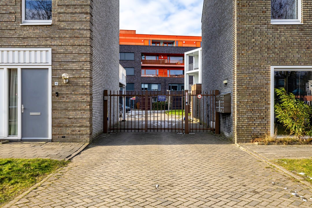 Foto 46 van Bonairestraat 14