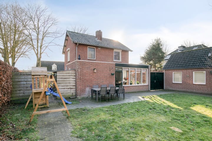 Photo 5 of Heesvenstraat 5