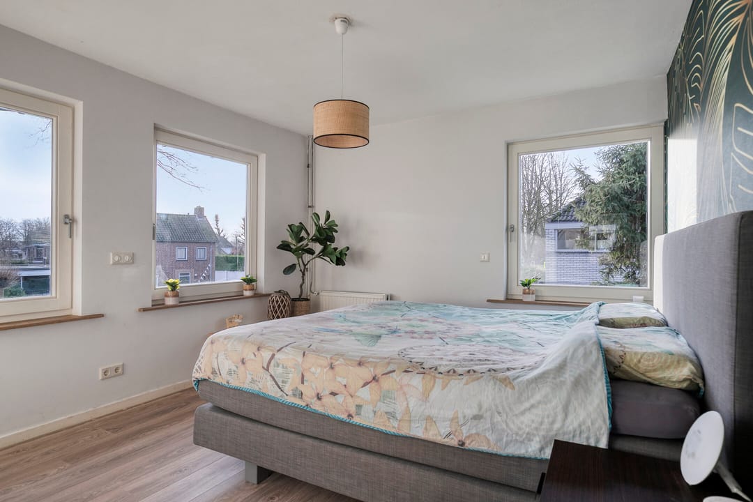 Photo 26 of Heesvenstraat 5