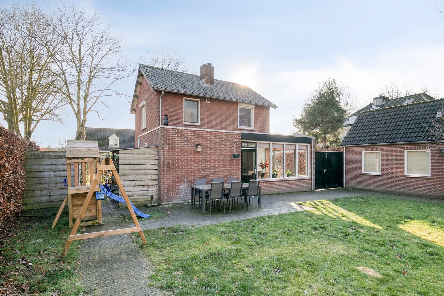 Photo 34 of Heesvenstraat 5