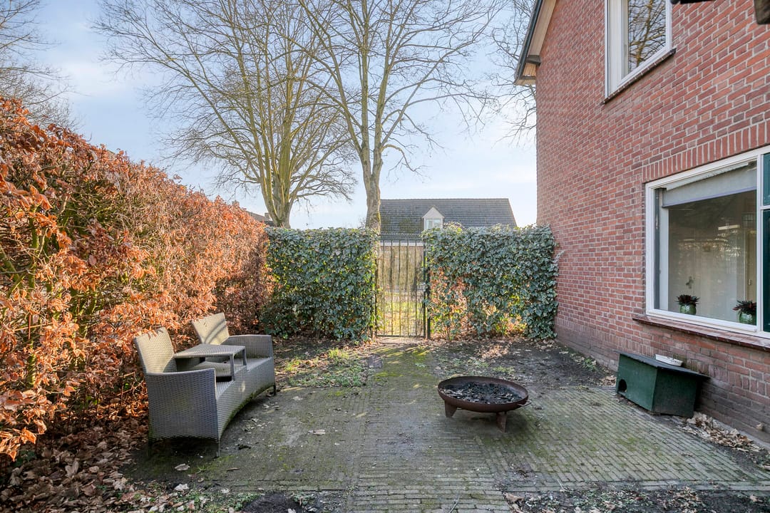 Photo 38 of Heesvenstraat 5