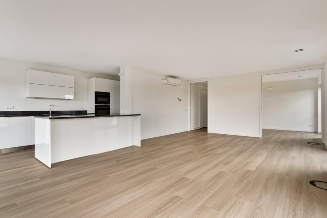 Foto 2 van Purperhoedenveem 58