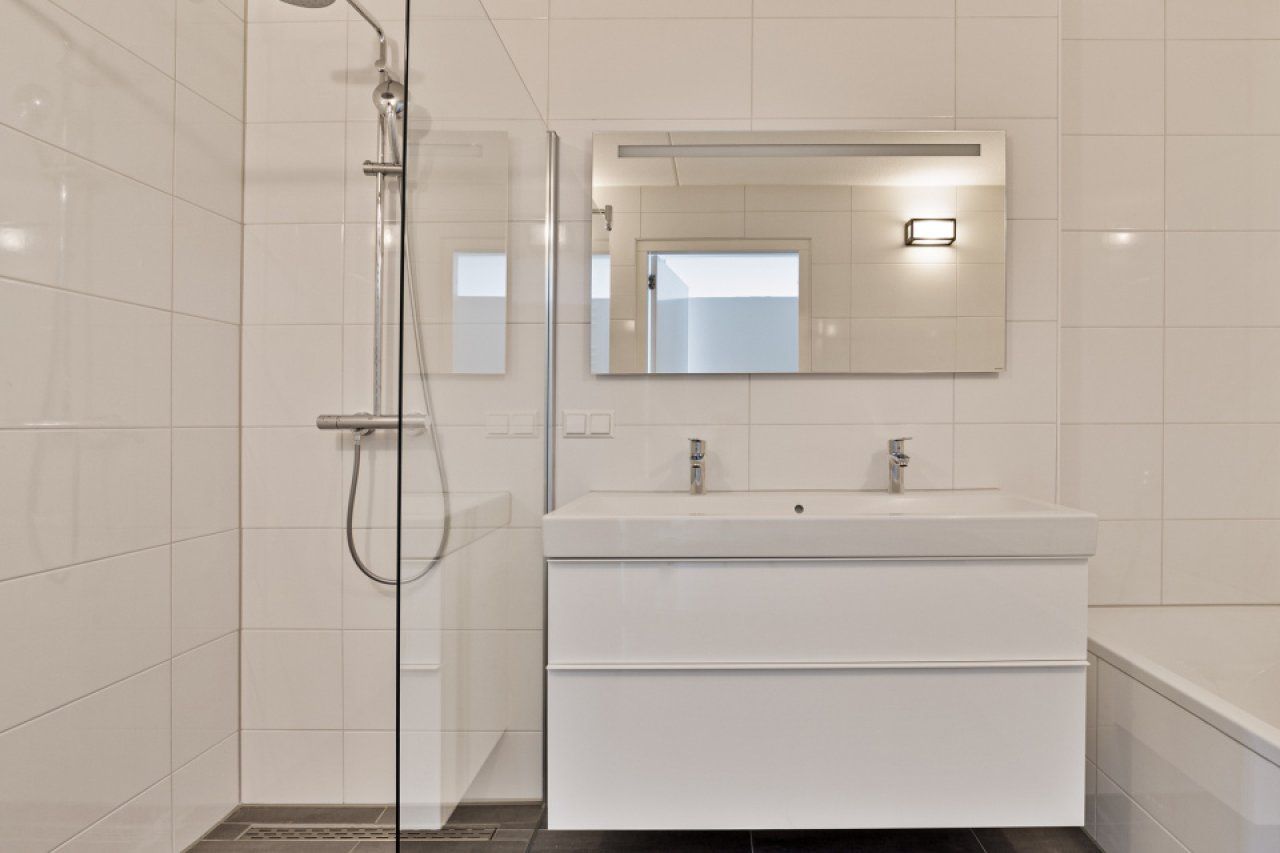 Foto 10 van Purperhoedenveem 58