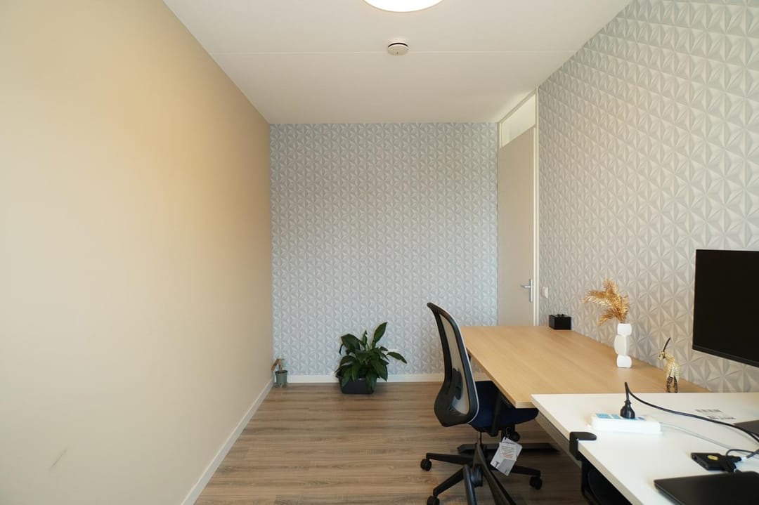 Photo 7 of Weegbree 99