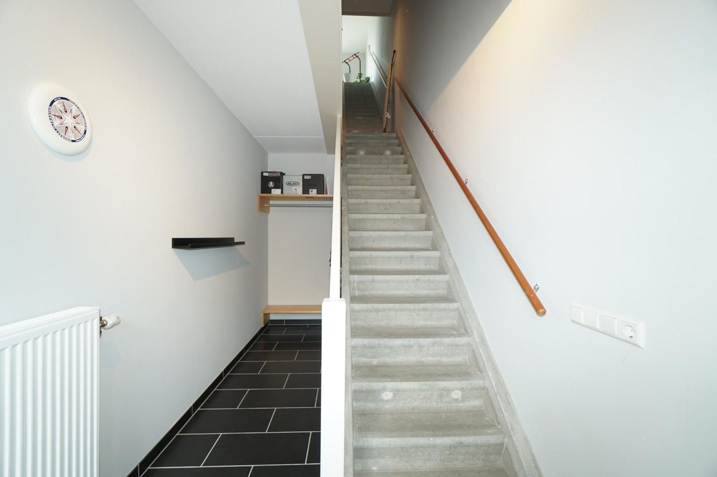 Photo 10 of Weegbree 99